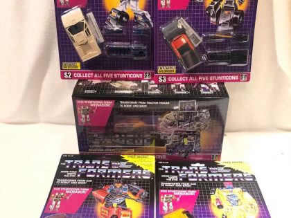 Tomy G1 Menasor 5 in 1 Transformatoren Action Figure Montiert Modell Transformatoren Krieg für Cybertron Retro Spielzeug